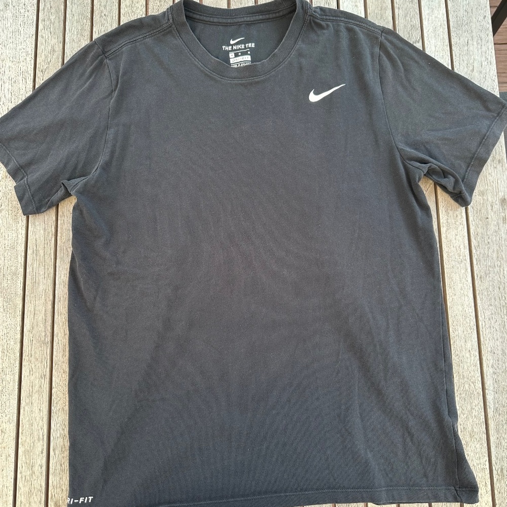 Black Nike Men's Dri FIT Training T-Shirt Size: M